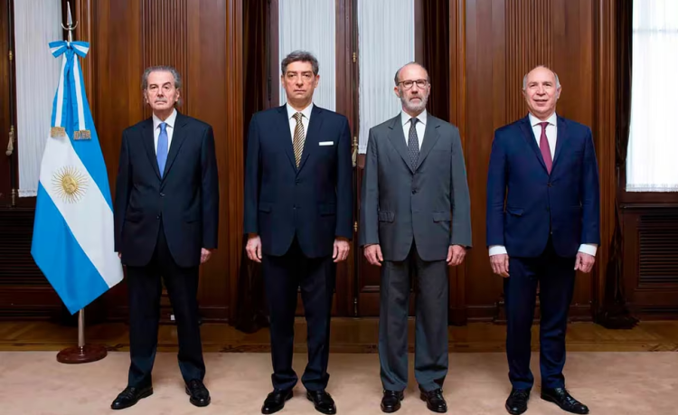 Títulos truchos de la UNaF: la Corte Suprema dejó firme condena a Idoyaga y Dalfaro