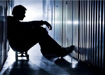 Crece cantidad de suicidios y un problema hace más difícil prevenirlos