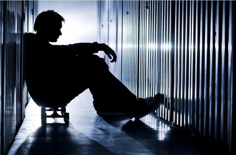 Crece cantidad de suicidios y un problema hace más difícil prevenirlos