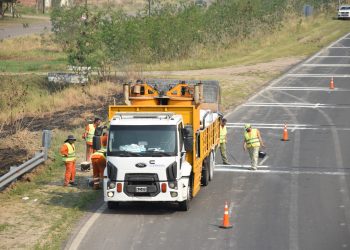 Vialidad Nacional realiza trabajos de demarcación y señalización en la autovía R11
