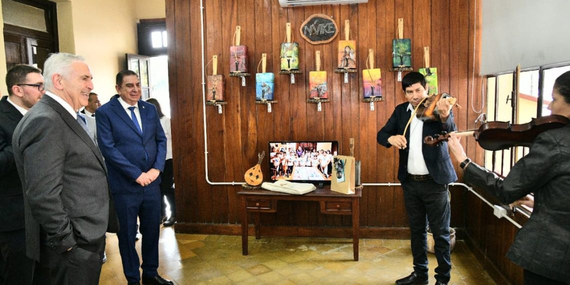 El intendente Jorge Jofré recibió al Embajador de Estados Unidos Marc Stanley