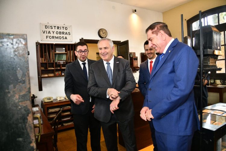 El intendente Jorge Jofré recibió al Embajador de Estados Unidos Marc Stanley