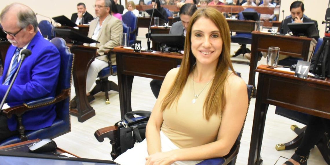 Presentan proyecto de Paritarias y Cláusula Gatillo para recomponer salarios de empleados públicos