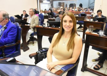 Presentan proyecto de Paritarias y Cláusula Gatillo para recomponer salarios de empleados públicos