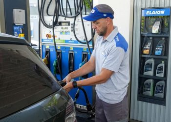 Aumento del precio de la nafta: ¿cuánto subió desde que asumió Javier Milei?