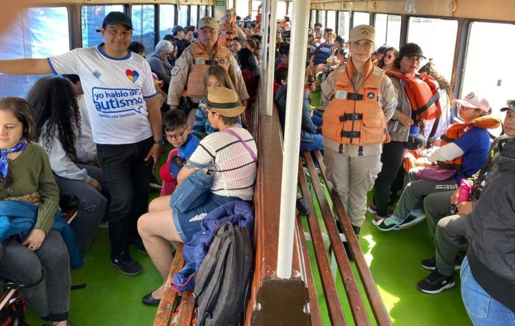 Prefectura Formosa organizó un paseo náutico con niños y sus familias