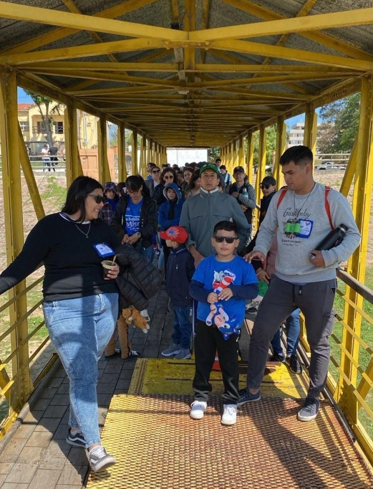 Prefectura Formosa organizó un paseo náutico con niños y sus familias