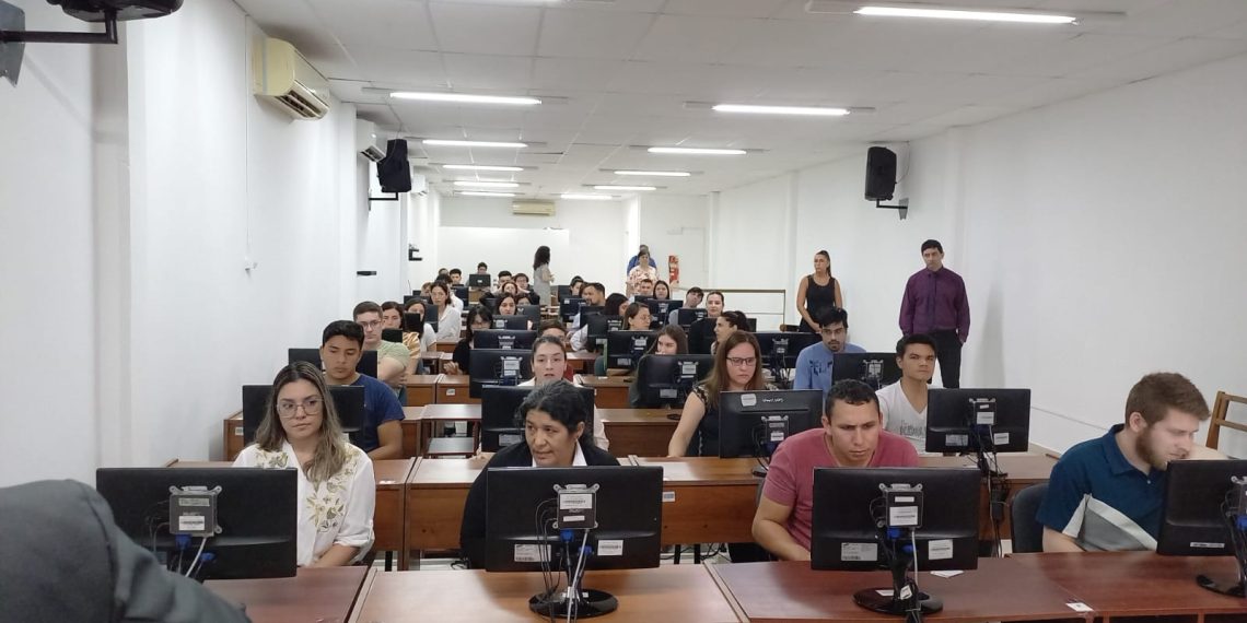 El primer día de examen de ingreso al Poder Judicial desaprobó el 65 por ciento de los postulantes