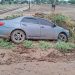 Un niño de 9 años subió a un auto con la llave puesta, lo encendió, manejó y terminó en un zanjón