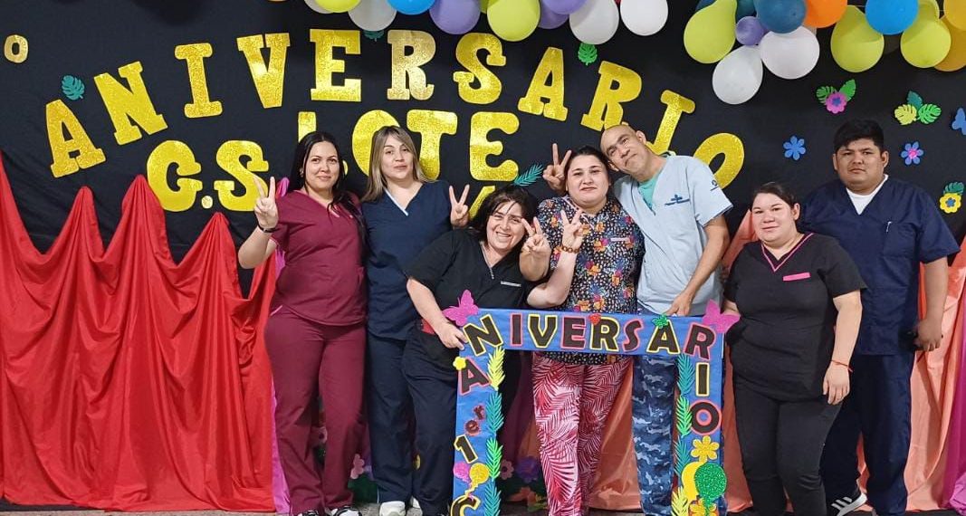 El ministro Aníbal Gómez encabezó actividades conmemorativas al primer aniversario de dos centros de salud