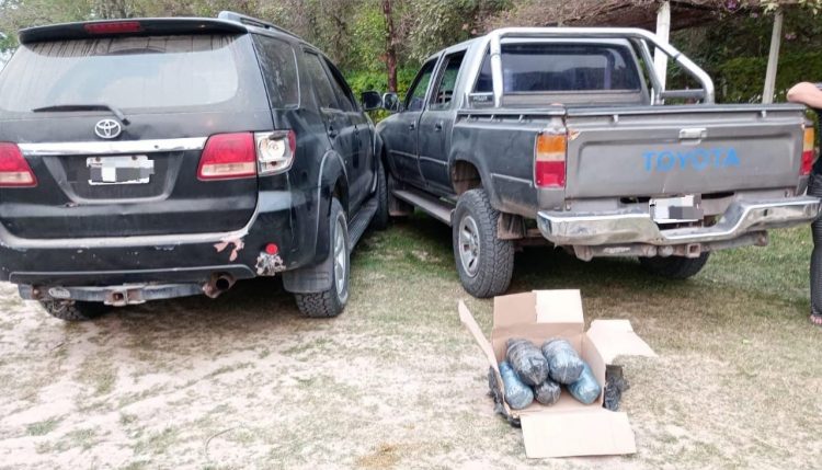 Prefectura detuvo a «lancheros» que ingresaron cogollos de marihuana en «Doña Lola»