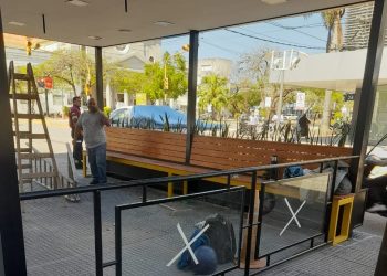 La marquesina de Havanna está permitida por la Municipalidad y el Concejo Deliberante