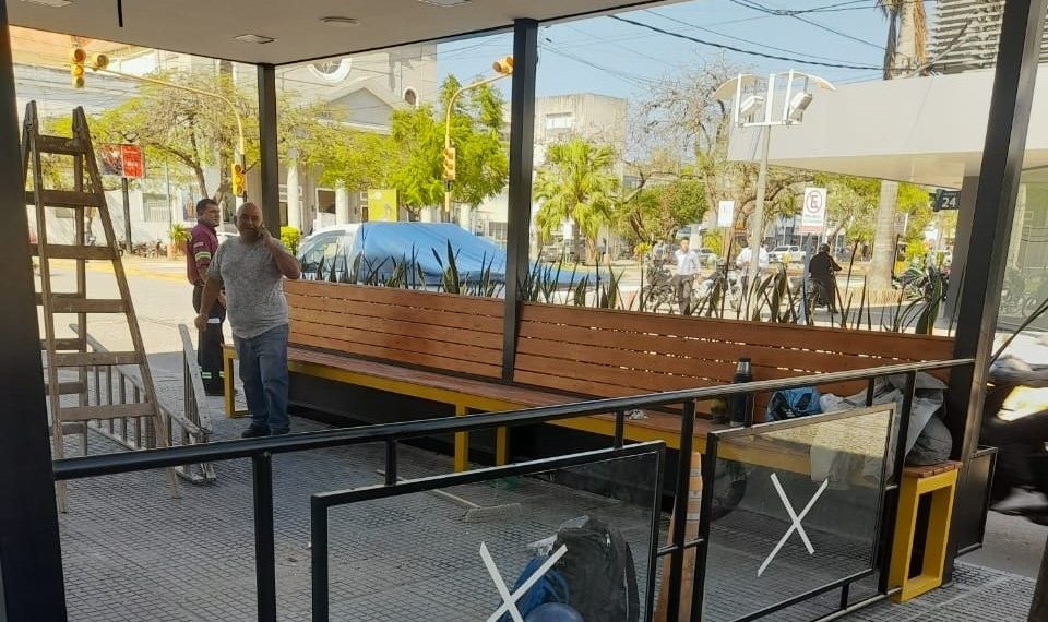 La marquesina de Havanna está permitida por la Municipalidad y el Concejo Deliberante