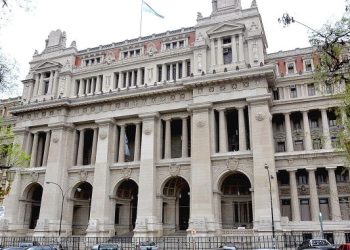 La Corte ordenó notificar a Insfrán por inconstitucionalidad de las reelecciones