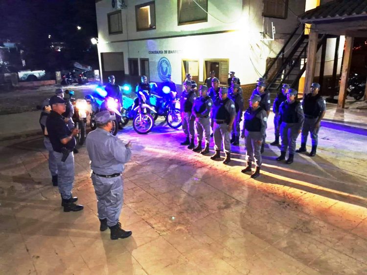 Le prestó el celular a la amiga y le vació su cuenta bancaria