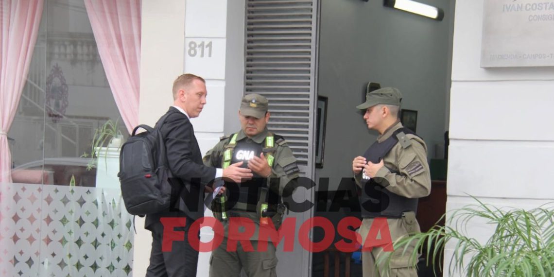 Estafas al Banco Nación: son 7 los detenidos y 5 los prófugos tras los allanamientos ordenados por la justicia federal