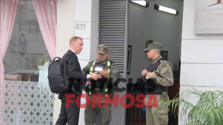 Estafas al Banco Nación: son 7 los detenidos y 5 los prófugos tras los allanamientos ordenados por la justicia federal