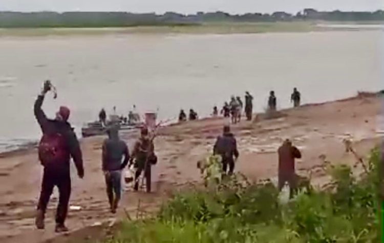 Enfrentamiento entre «paseros» y Prefectura