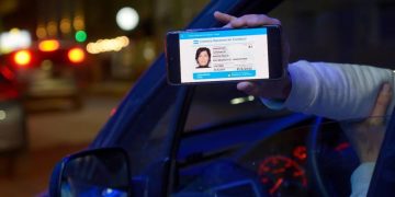 Para la Policía el carnet digital de Mi Argentina no tiene validez, sí la documentación del vehículo