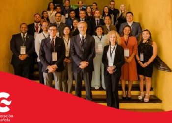 La jueza Boonman representó a nuestro país en un curso realizado en Colombia