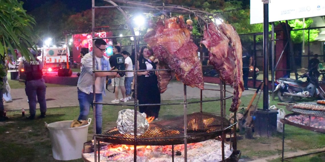Comenzó la “Expo Asado de Carnes Formoseñas” en el Paseo Costanero