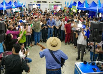 El gobierno desembarcó en Las Lomitas con el “Programa Acompañarte”