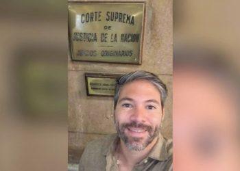 El gobierno pretende «moldear» una maniobra para «reiniciar» el contador de mandatos del gobernador, aseguró Juanchy Montoya