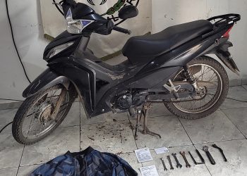 Una mujer denunció que a mano armada le robaron su moto, pero era todo mentira y quedó detenida