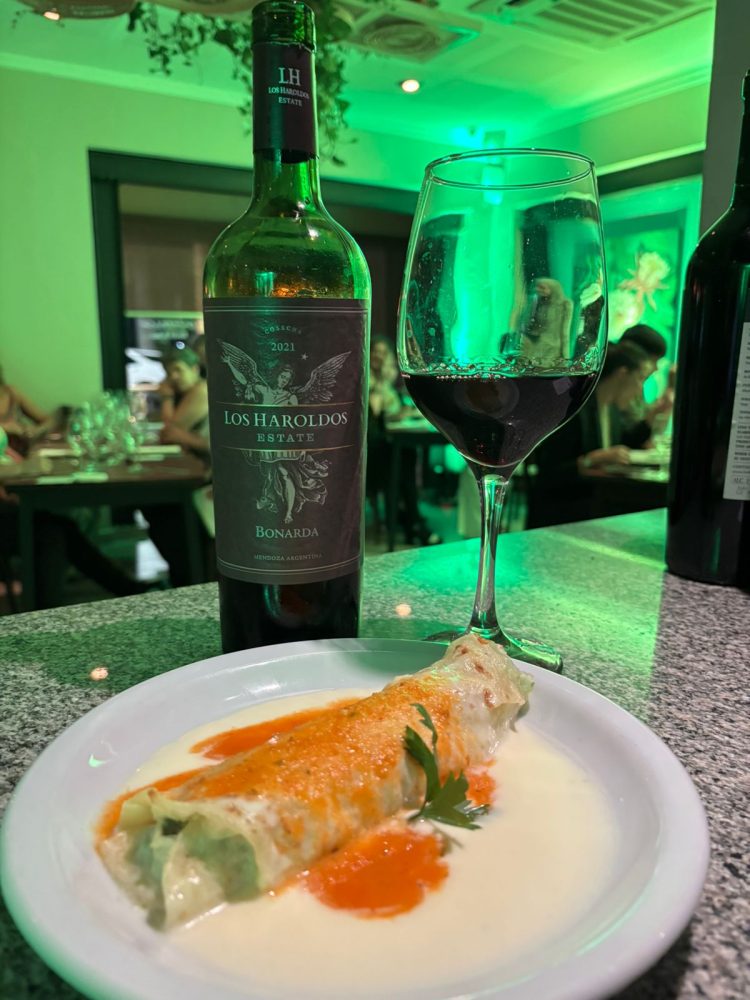 La velada de cata de vinos y maridaje en Baldomero; una noche de armonía con la gastronomía