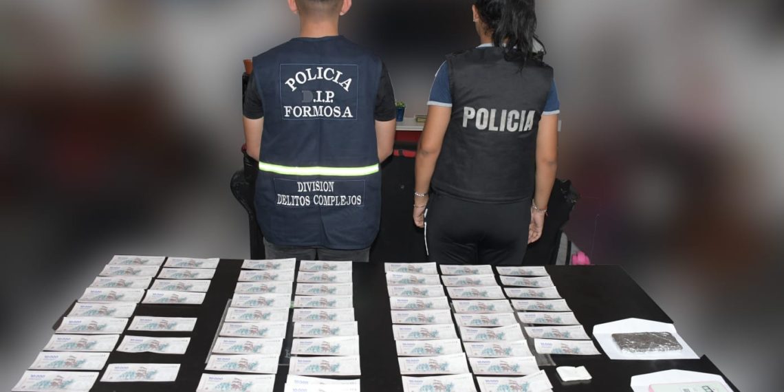 Secuestraron más de 3 millones de pesos falsos: unos pagaron un celular ofrecido en Facebook y otros cayeron por la investigación del robo de motor de lancha