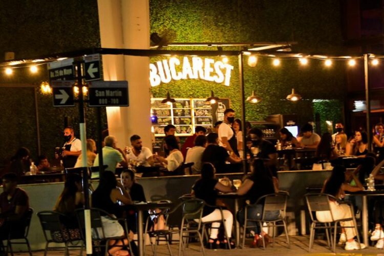 Los nuevos emprendedores sub 40 que le están cambiando la cara a la ciudad con inversiones de nivel y franquicias