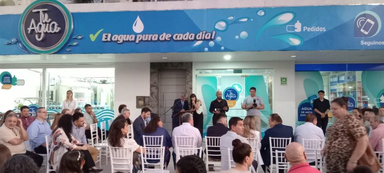 Inauguraron moderna planta envasadora de “Tu Agua”