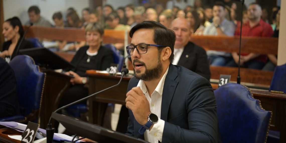 Vera: “No son argumentos sólidos ni serios para declarar inconstitucionalidad de la reelección indefinida”