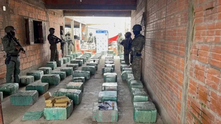 Desbarataron la banda narco de Chaki Chan que cruzaba droga de Paraguay a Formosa en canoas