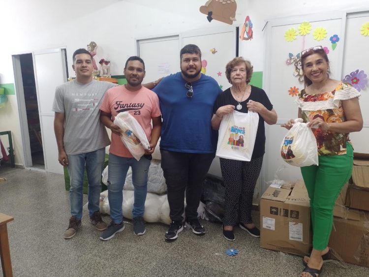 El gobierno distribuye 250 mil juguetes por el día de Reyes