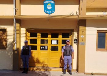 Una mujer quería suicidarse arrojándose al río Bermejo pero la policía la rescató a tiempo