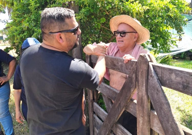 Marcelo Sosa llevó su programa de servicios barriales a vecinos de la zona de Virgen del Carmen