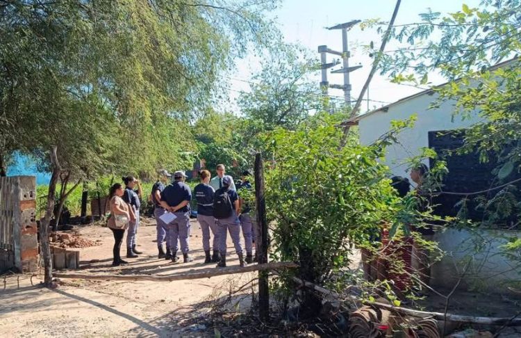 Un niño de 7 años murió antes de llegar al hospital: quedaron detenidos la madre y el padrastro