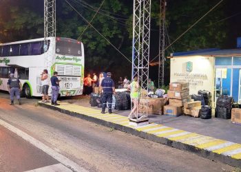 Policía secuestró $12 millones de mercadería de contrabando a tour de compras