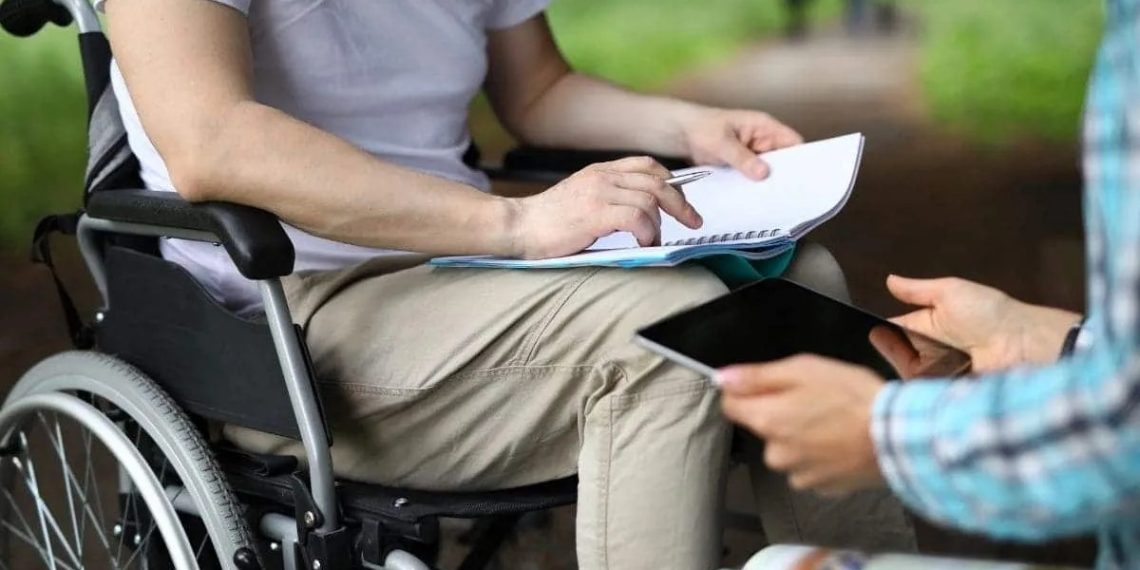 Pensiones por invalidez: más controles y el beneficiario debe residir en el país