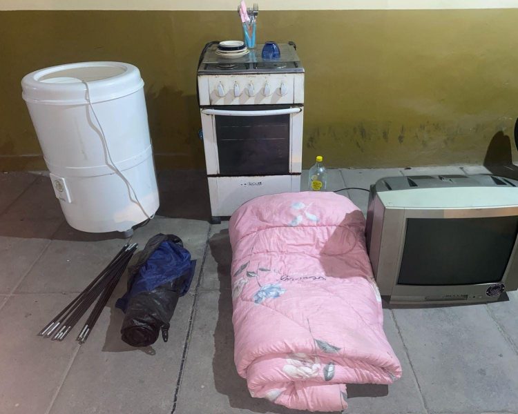 Robaban objetos de valor y los ofrecían en venta en Facebook: detenidos