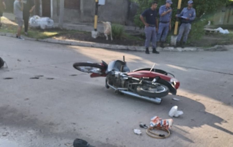 Automovilista chocó a motociclista y se fugó