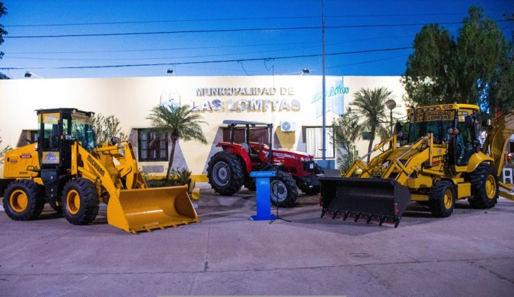 En medio del conflicto con la provincia, Basualdo anunció aumento del 45% a municipales