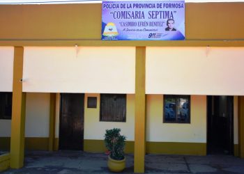 Violento ladrón apuñaló varias veces a joven de 23 años para robarle el teléfono celular