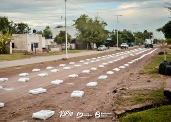 Activan un ambicioso plan de obras para dotar de ripio a 250 cuadras en El Colorado
