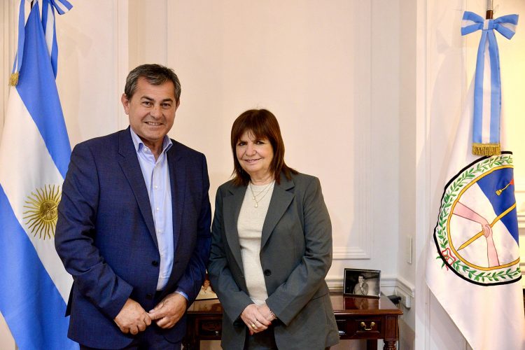 Basualdo: “la ayuda que envía Milei, se destinará a los afectados por el desborde del Bañado La Estrella”