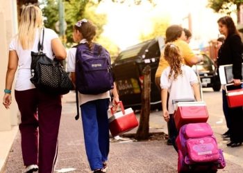 El gobierno dará otra vez vouchers educativos: cuándo comienza la inscripción y cómo será este año