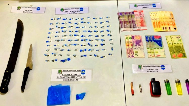 Policías detuvieron a un vendedor de cocaína en plena transacción ilícita