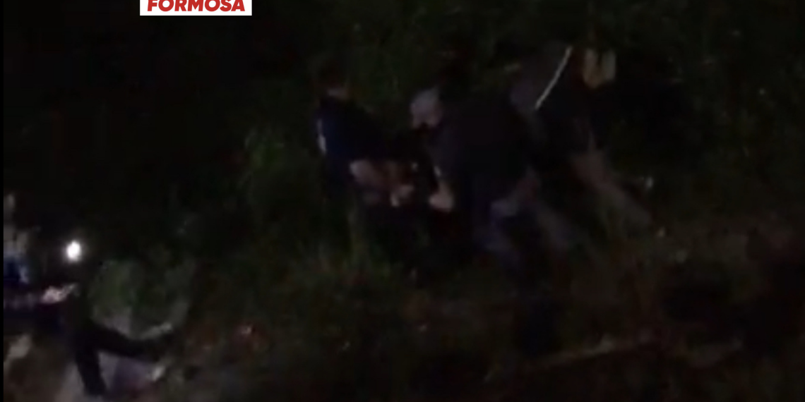 Intento de suicidio en la Avenida Ribereña [Video del rescate]