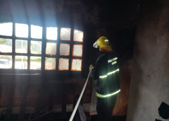 Una falla eléctrica desató el voraz incendio de una vivienda